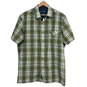 KUHL Short Sleeve Shirt Men’s Size Large Button Down Green Plaid Outdoor Casual